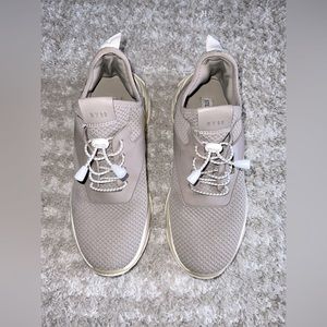 Steve Madden Myles Sneaker